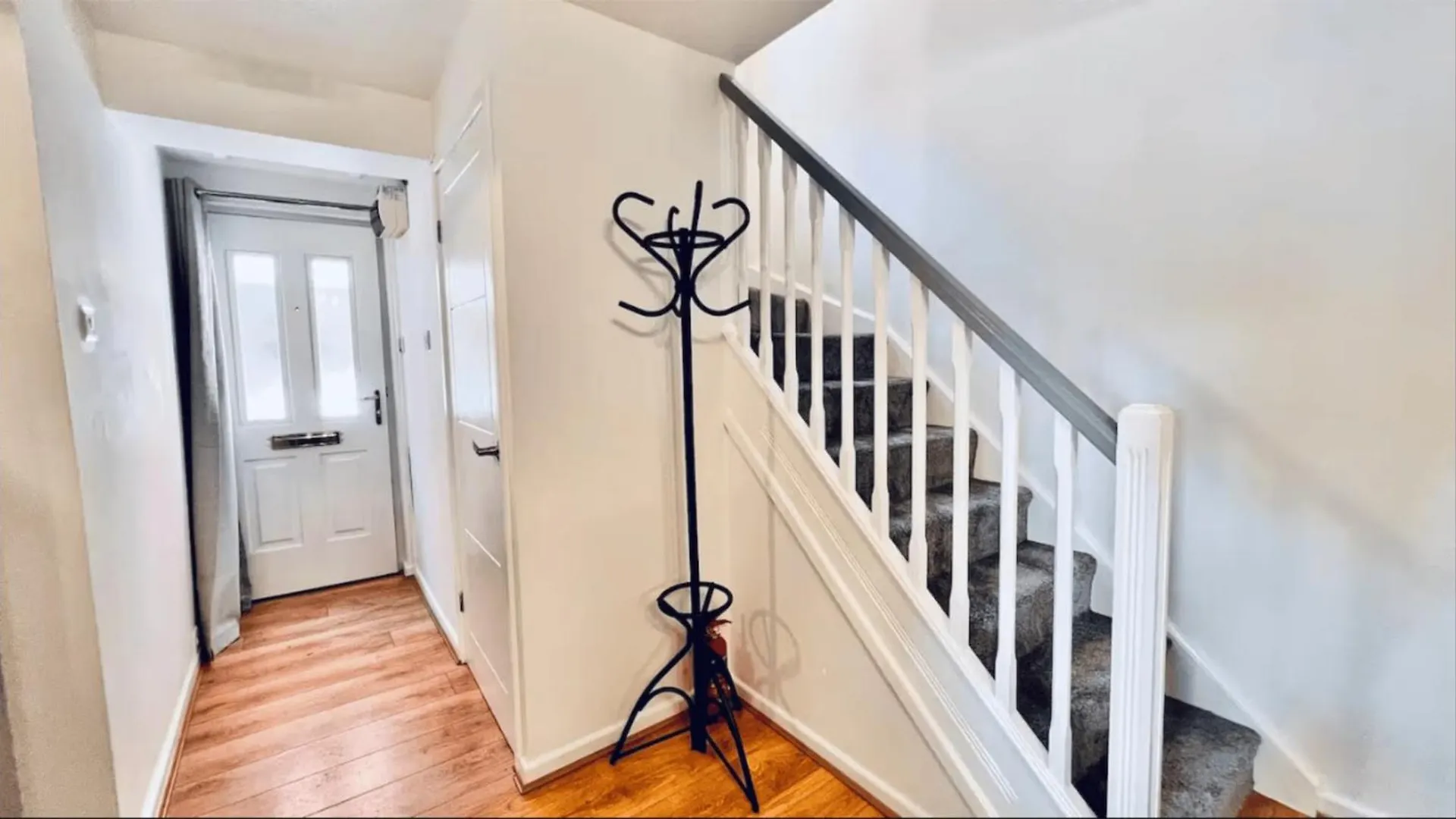 Charming Home With Parking Near City Centre Liverpool 0*,  United Kingdom